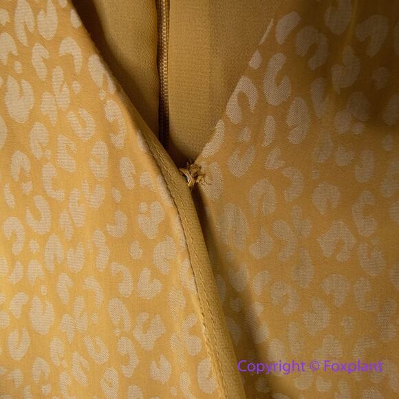 Ann Taylor Cheetah Jacquard Faux Wrap V-neck Light Lined‎ Belted Dress, size 18 - Picture 9 of 16